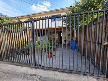Casa en venta en Pasaje 13 Norte 1052, Independencia - 2 dormitorios, 1 baño