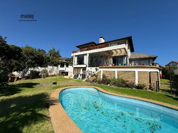 Casa en venta en Petalonia, Viña del Mar - 5 dormitorios, 4 baños