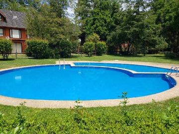 Casa en venta en Moderna Vivienda con tinaja (170357), Pucón - 5 dormitorios, 4 baños