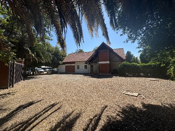 Local Comercial en venta en Exclusiva Propiedad Comercial en Chicureo (131330), Colina