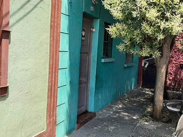 Casa en venta en pasaje Gloria 463 estación Central, Estación Central - 5 dormitorios, 2 baños
