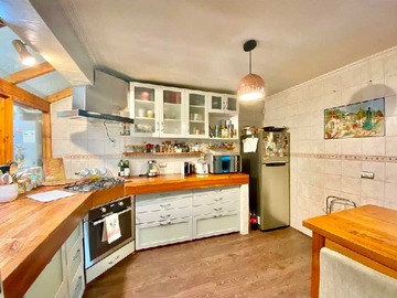 Casa en arriendo mensual en Isabel La Catolica / Juan Esteban Montero (170261), Las Condes - 3 dormitorios, 2 baños