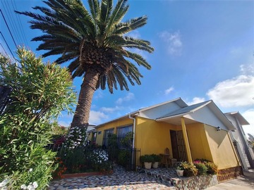 Casa en venta en El quisco centro ejercito 233, El Quisco - 14 dormitorios, 13 baños