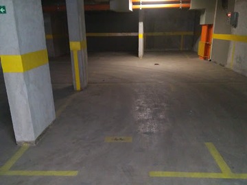 Venta / Estacionamiento / Santiago