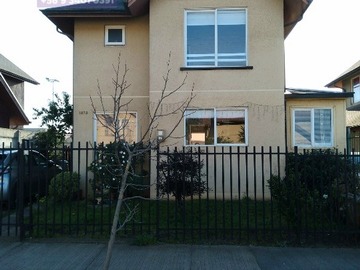 Casa en venta en Barrio Torreones, Concepción - 4 dormitorios, 3 baños