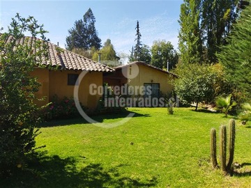 Casa en venta en Camino Padre Hurtado con Av. Virginia Subercaseaux, Buin - 6 dormitorios, 4 baños
