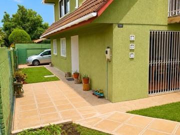 Casa en venta en Francisco chacón, Talagante - 4 dormitorios, 2 baños