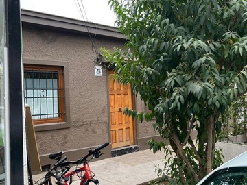 Casa en venta en 6 norte 300, Viña del Mar - 4 dormitorios, 2 baños