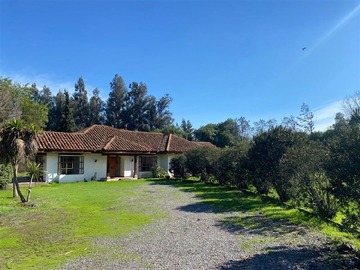 Casa en arriendo mensual en 190 m2 construidos en 3200 de terreno, 3D 3B estar, Talagante - 3 dormitorios, 2 baños