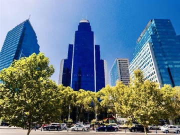 Oficina en arriendo mensual en Edificio Torre Costanera/ Av Andrés Bello, Las Condes - 4 dormitorios, 5 baños