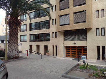 Departamento en venta en Cómodo Departamento en Excelente Ubicación (176146), Las Condes - 3 dormitorios, 2 baños