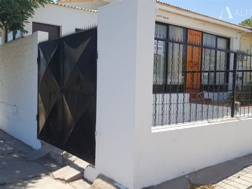 Venta / Casa / La Serena