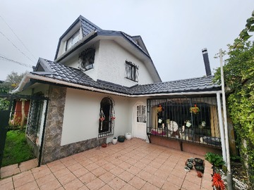 Casa en venta en Boroa 245, Hualpén - 6 dormitorios, 3 baños