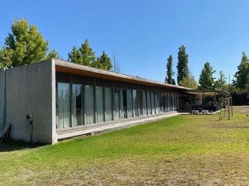 Casa en venta en Condominio Algarrobal Chicureo, 5000M2 (84684), Colina - 5 dormitorios, 5 baños