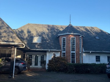 Casa en venta en Casa Estilo Canadiense en Sector Poniente de Temuco - 5 dormitorios, 4 baños