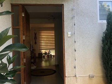 Casa en venta en Condominio Borde Blanco II, Colina - 4 dormitorios, 3 baños