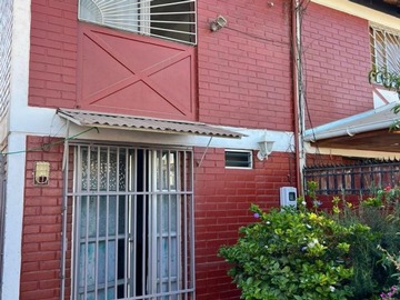 Casa en venta en Puente alto, Puente Alto - 2 dormitorios, 2 baños