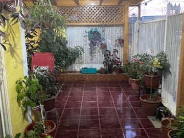 Casa en venta en Oportunidad de Inversión en Zona Tranquila (169868), Santiago - 4 dormitorios, 1 baño