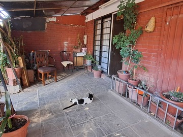 Casa en venta en Casa 4 dorm. 2 baños. Estc/venta contado (77628), Peñalolén - 4 dormitorios, 1 baño