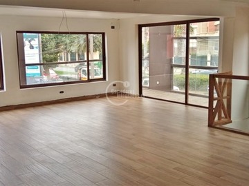 Local Comercial en arriendo mensual en Av. Benidorm / Libertad / Mall Marina / Viña del Mar, Viña del Mar - 5 baños
