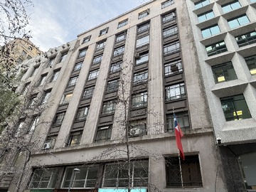 Oficina en arriendo mensual en Moneda, Santiago, Santiago - 1 dormitorio, 1 baño