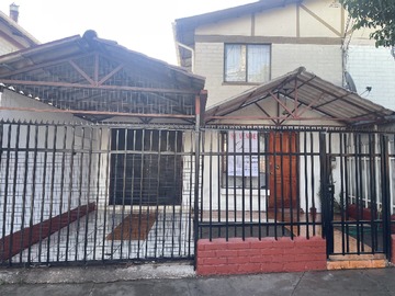 Casa en venta en Cantautor Víctor Jara, Colina - 2 dormitorios, 1 baño