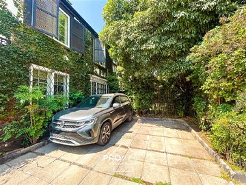 Casa en venta en California - r. Lyon, Providencia - 4 dormitorios, 3 baños