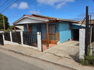 Casa en venta en Los Pioneros, Cartagena - 3 dormitorios, 1 baño