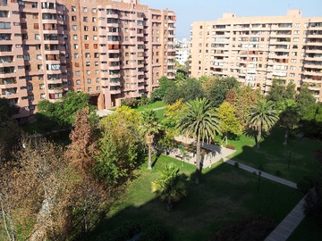 Departamento en arriendo mensual en Arriendo Depto. Remodelado, Amplio y Silencioso - 3 dormitorios, 2 baños
