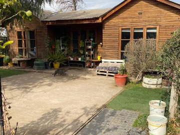 Parcela en venta en Amplio Terreno con 2 Casas Psje los Espinos, Sol Septiembre Lampa - 5 dormitorios, 2 baños