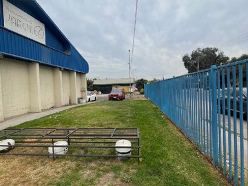 Terreno en venta en Terreno en venta con dos galpones (179063), Maipú