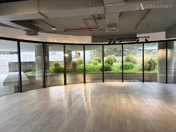 Arriendo Mensual / Local Comercial / Vitacura