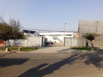 Terreno Industrial en arriendo mensual en Las torres - los cardenales ote, Recoleta - 2 baños