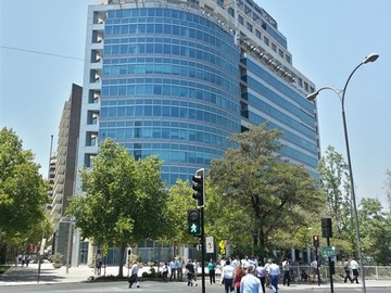 Oficina en arriendo mensual en Sánchez Fontecilla / El Bosque / Barrio El Golf, Las Condes