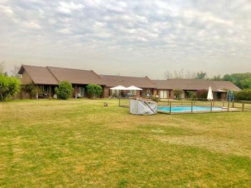 Casa en venta en Avenida los Ingleses - ., Colina - 9 dormitorios, 7 baños