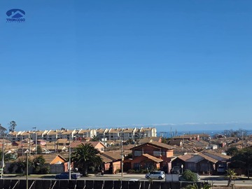 Departamento en arriendo mensual en Ulriksen 1700, La Serena - 3 dormitorios, 2 baños