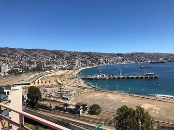 Departamento en venta en Barón, Valparaíso - 3 dormitorios, 2 baños