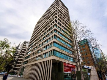 Oficina en arriendo mensual en Isidora Goyenechea/ Edificio Manantiales, Las Condes - 2 dormitorios, 10 baños