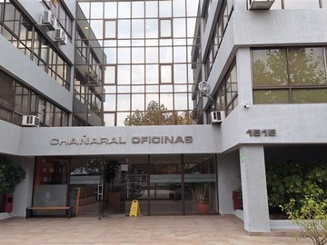 Oficina en venta en Av. Tabancura / Las Hualtatas, Vitacura - 1 dormitorio, 1 baño