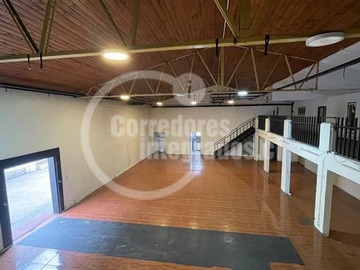Terreno Industrial en venta en Gran Avenida con Lo Blanco, San Bernardo - 8 baños