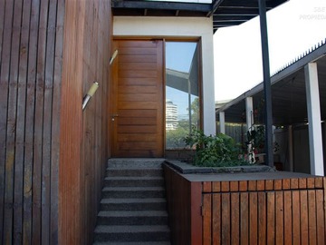 Casa en venta en Lo arcaya, Vitacura - 5 dormitorios, 4 baños