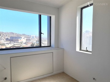 Oficina en arriendo mensual en Sector El Llano, Avenida Videla, Coquimbo - 1 dormitorio, 1 baño