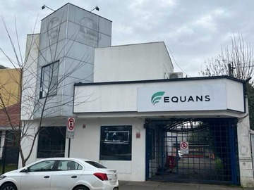 Casa en arriendo mensual en Casa Comercial con Estac en el Centro (135385), Temuco - 4 dormitorios, 3 baños