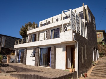 Casa en venta en pichilemu, Pichilemu - 4 dormitorios, 4 baños