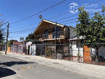 Casa en venta en Los aerolitos 7320, Cerrillos - 6 dormitorios, 3 baños