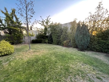 Casa en venta en Condominio el sendero, Colina - 4 dormitorios, 4 baños