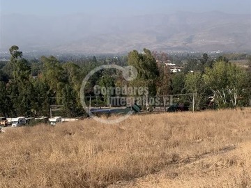 Parcela en venta en Av Chicureo con Calle Los Algarrobos, Colina