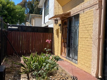 Casa en venta en Casa Dos Pisos Pareo Simple Belloto Norte Quilpue - 3 dormitorios, 1 baño