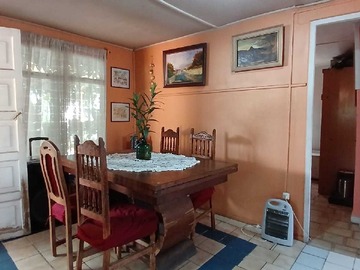 Casa en venta en Hogar Cómodo en Entorno Tranquilo (182536), Santiago - 5 dormitorios, 2 baños
