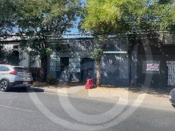 Casa en venta en Propiedad 370 m² con 2 Casas en calle Arauco (149976), Santiago - 6 dormitorios, 3 baños